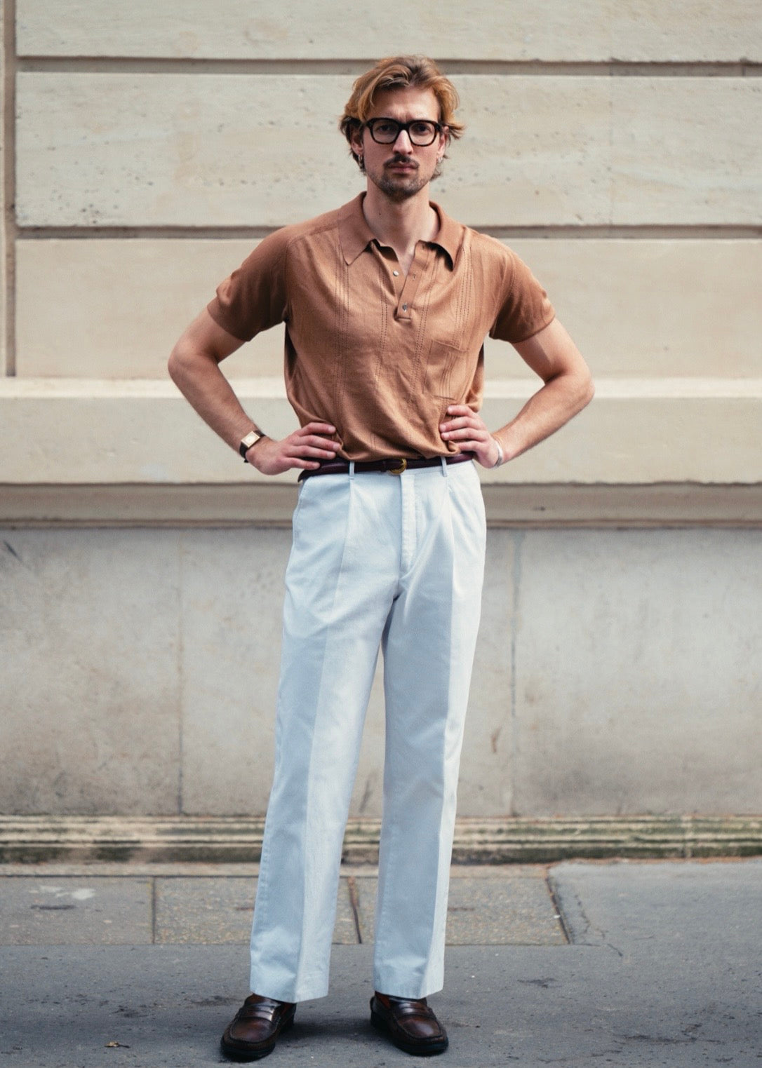 Pantalon en coton blanc avec passants de ceinture